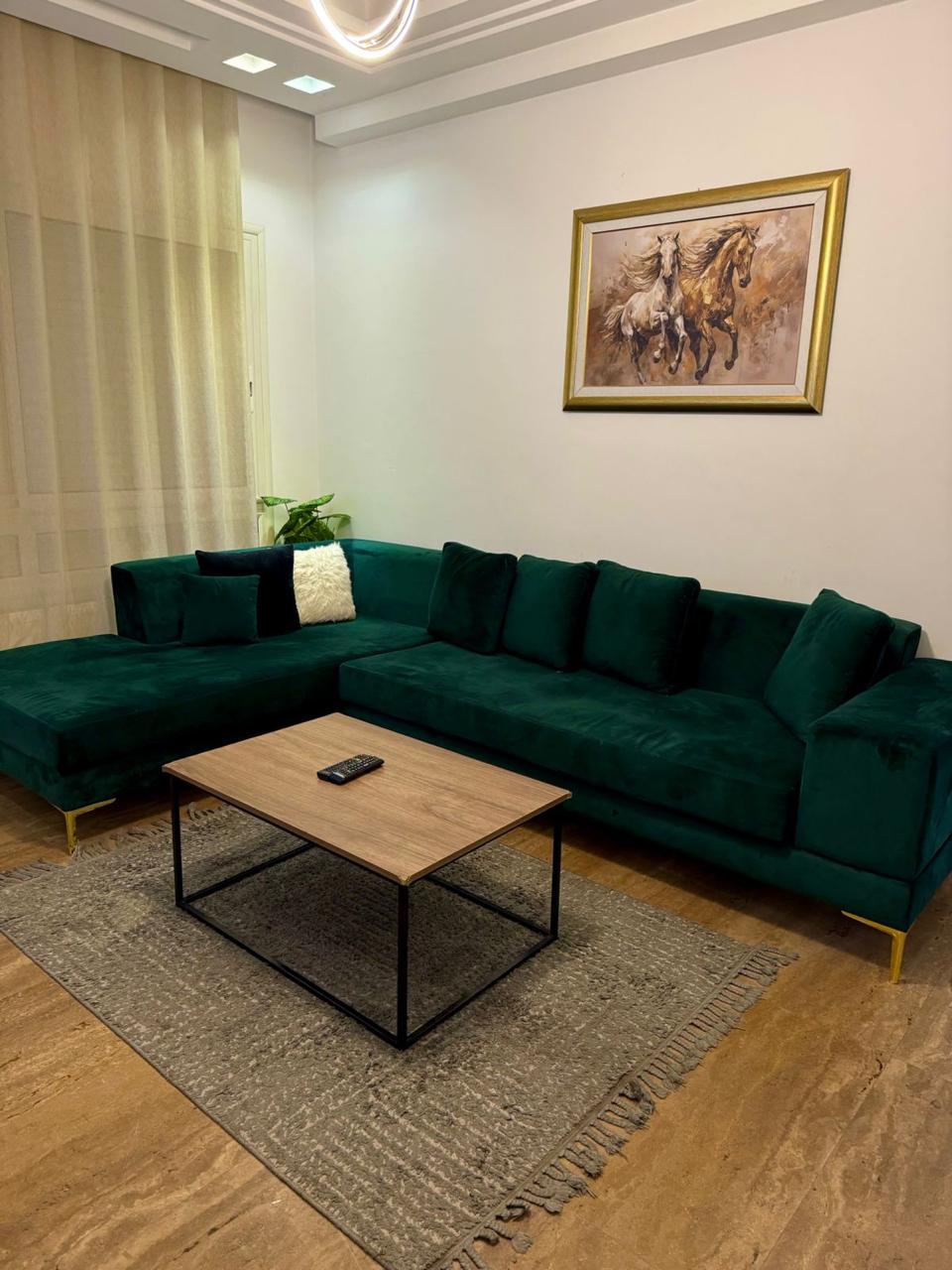 Two-bedroom — Ennasr with terrace — 5