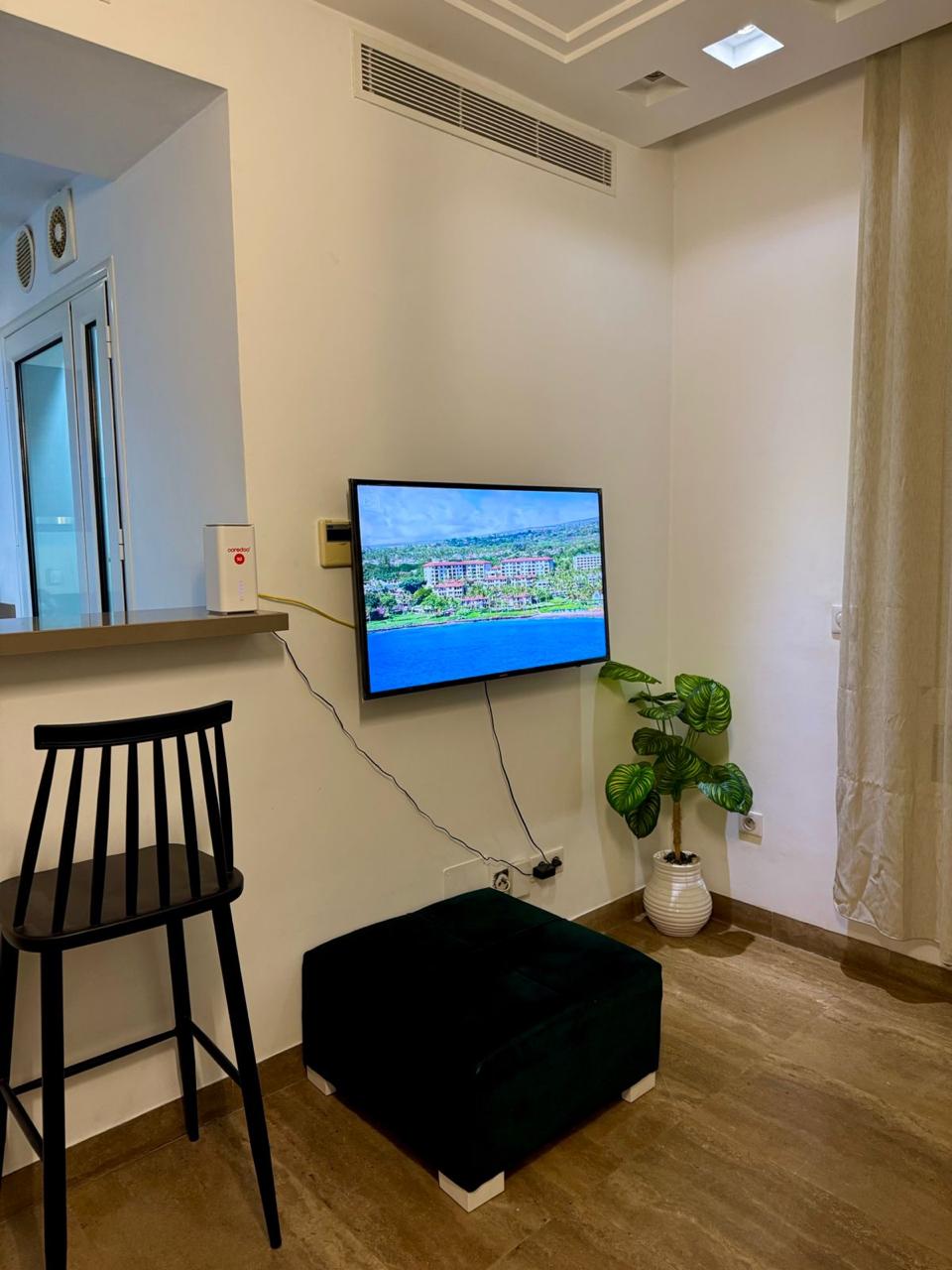 Two-bedroom — Ennasr with terrace — 6