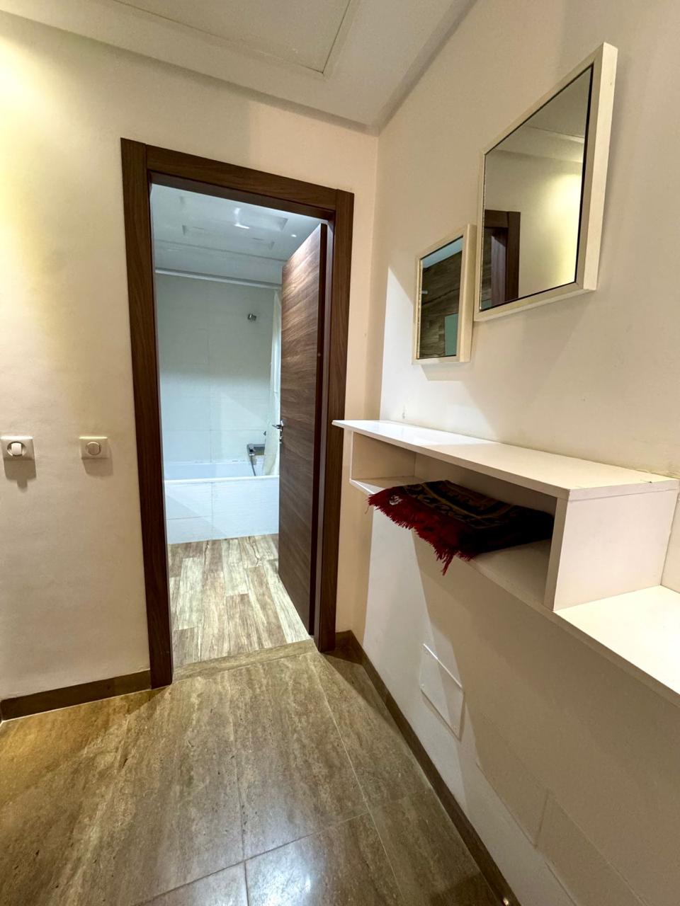 Two-bedroom — Ennasr with terrace — 7