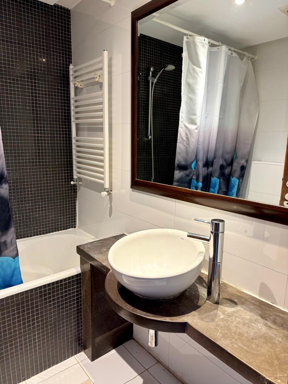 One-bedroom — Manar 2, near clinic — 13